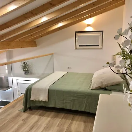 Casa vacanze Zeca Holidays -atalaia Fall Mezanine Com Ar Cond Lourinhã