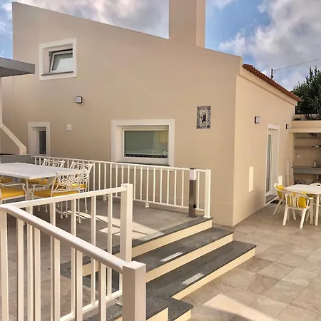 Vakantiehuis Zeca Holidays -atalaia Fall Mezanine Com Ar Cond