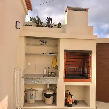 Dom wakacyjny Zeca Holidays -atalaia Fall Mezanine Com Ar Cond Lourinhã