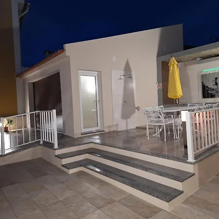 Vakantiehuis Zeca Holidays -atalaia Fall Mezanine Com Ar Cond Lourinhã