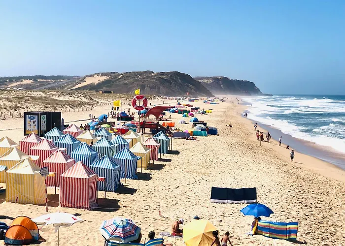 Zeca Holidays -atalaia Fall Mezanine Ideal Trabalhar Feriehus *