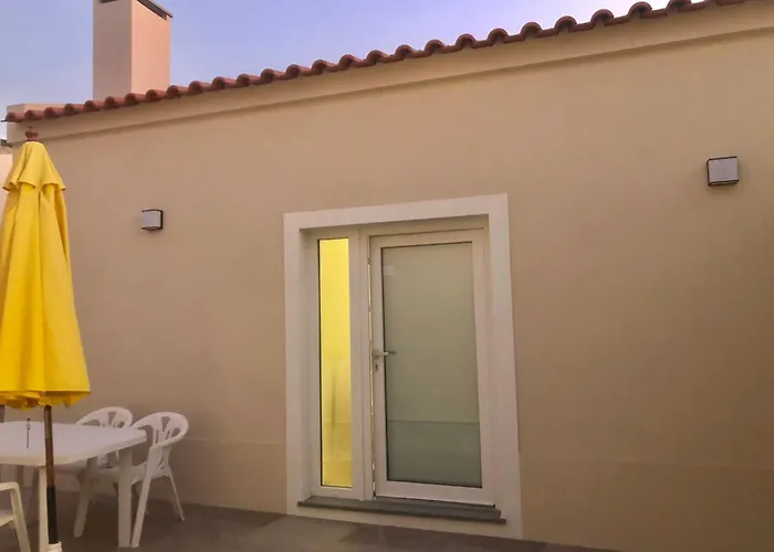 Zeca Holidays -atalaia Fall Mezanine Ideal Trabalhar Feriehus